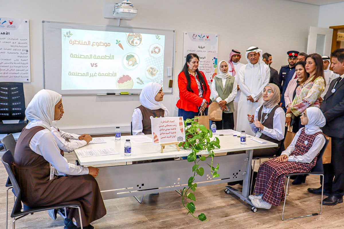 Mission members visit one of the designated sites focused on green areas. Photo credit: WHO/WHO Bahrain.