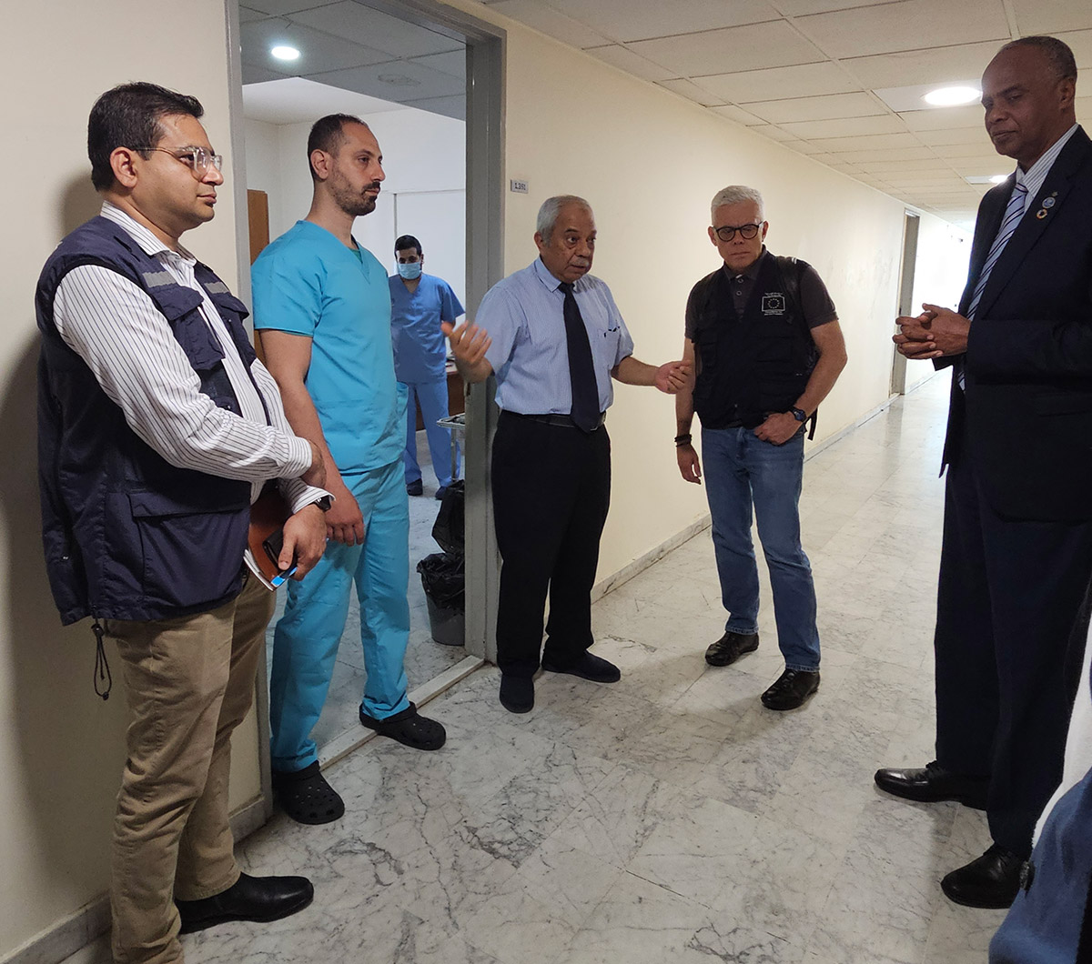 WHO joins ECHO delegation on Rafik Hariri University Hospital visit