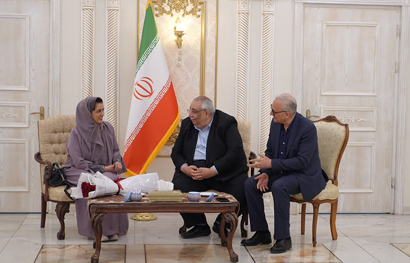 WHO Regional Director Dr Hanan Balkhy meeting with Dr Shahin Shirani, Cchancellor of Isfahan University of Medical Sciences (UMS). and Dr Mir mMohammad Ssadeghi, DG for International Affairs Department, Isfahan UMS, Islamic Republic of Iran.