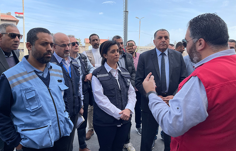 WHO Regional Director Dr Hanan Balkhy visited the Egyptian Red Crescent warehouse at Al-Arish, Egypt.