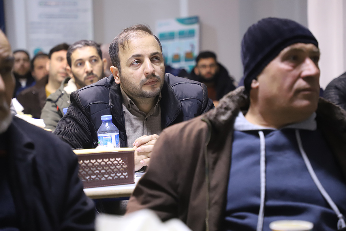 Participants engage in case studies, role-playing and group discussions designed to encourage active participation and critical thinking. Photo: WHO/Mrinalini Santhanam